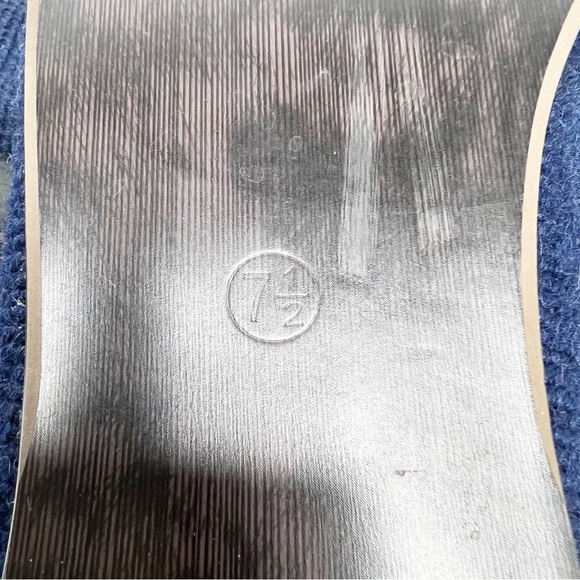 By Paige Needlepoint Navy and Pink Whale Print Smoking Slipper Size 7.5 - Picture 6 of 7